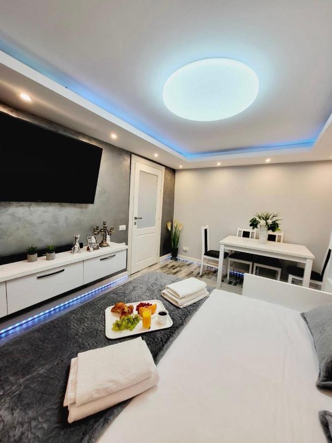 Studio Delux Джурджу Экстерьер фото